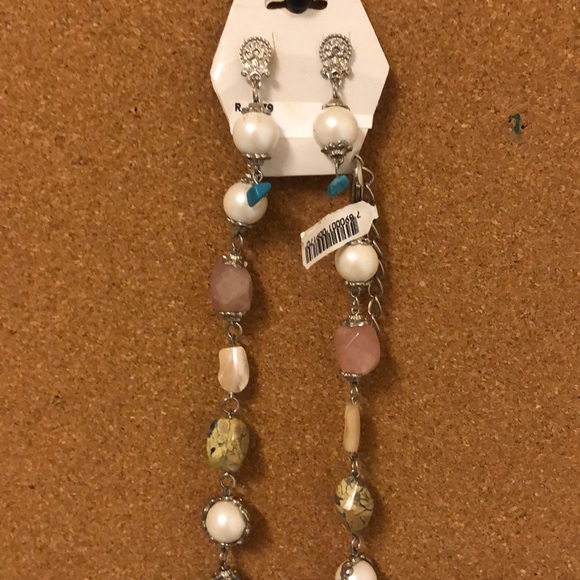 Custom pendant necklace with matching earring’s - Picture 3 of 8